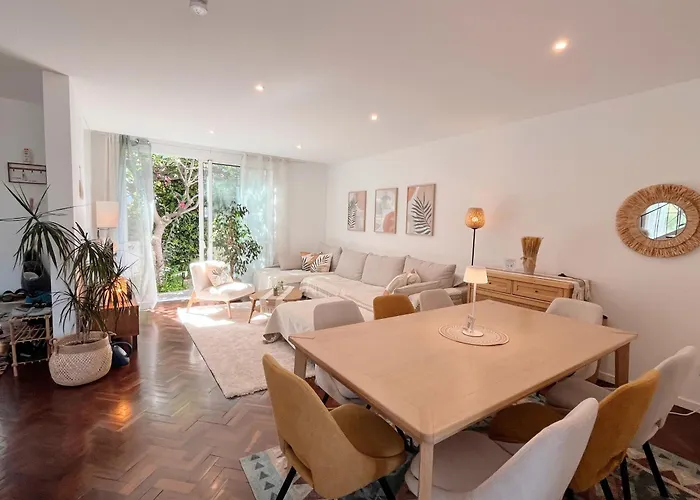 The Luzia House - 4br - Ac, Large Kitchen, Living Room, Free Parking, Gardens, Terraces, Sun Exposure Day - Coliving 푼샬