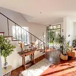 The Luzia House - 4br - Ac, Large Kitchen, Living Room, Free Parking, Gardens, Terraces, Sun Exposure Day - Coliving ホームステイ フンシャル