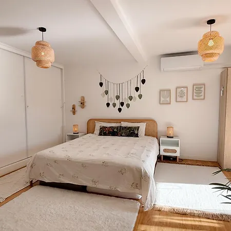 The Luzia House - 4br - Ac, Large Kitchen, Living Room, Free Parking, Gardens, Terraces, Sun Exposure Day - Coliving פונשל