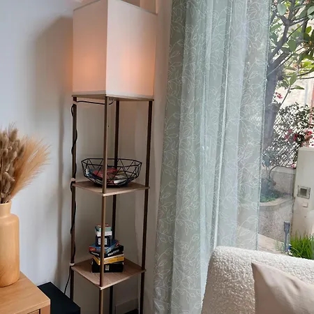 The Luzia House - 4br - Ac, Large Kitchen, Living Room, Free Parking, Gardens, Terraces, Sun Exposure Day - Coliving * פונשל